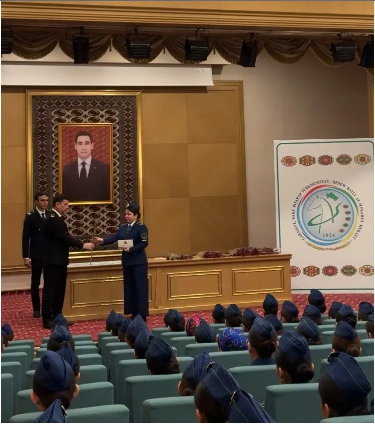 Image for Türkmenistanyň gülläp ösmeginde we özgertmeleri amala aşyrmakda zenanlarymyzyň bitirýän uly hyzmatlaryny, Watanymyza wepaly, sagdyn we ruhubelent nesilleri terbiýeläp ýetişdirýändiklerini nazara alyp, şeýle hem ata-babalarymyzyň mähriban enelerimize we ez