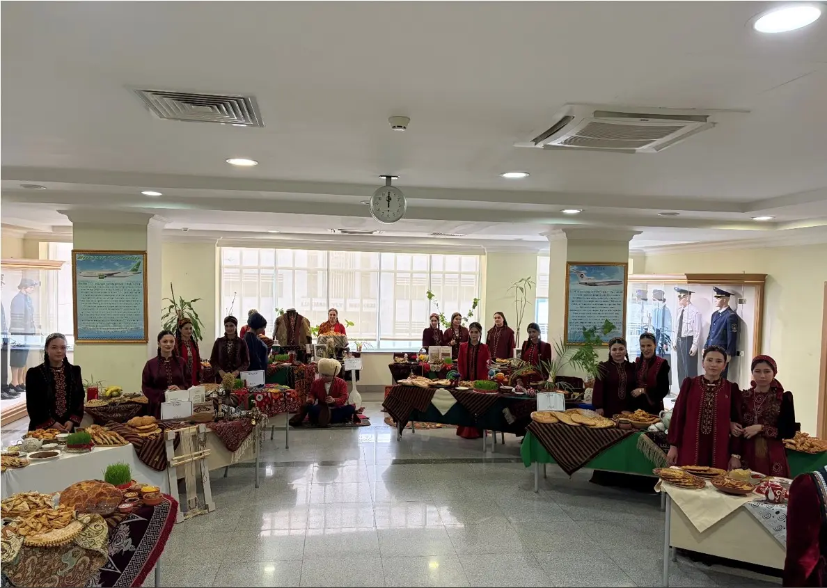 Image for Täze taryhy döwürde halkymyzyň ynsanperwer, ruhy-ahlak gymmatlyklary ýurdumyzyň Gahryman Arkadagymyz tarapyndan başy başlanyp, hormatly Prezidentimiz Serdar Berdimuhamedowyň baştutanlygynda yzygiderli durmuşa geçirilýän oňyn içeri we daşary syýasatynyň es