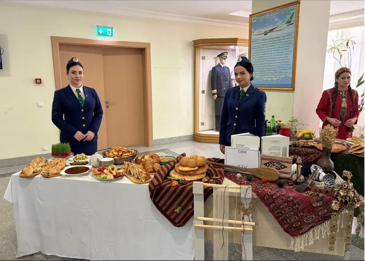 Image for Täze taryhy döwürde halkymyzyň ynsanperwer, ruhy-ahlak gymmatlyklary ýurdumyzyň Gahryman Arkadagymyz tarapyndan başy başlanyp, hormatly Prezidentimiz Serdar Berdimuhamedowyň baştutanlygynda yzygiderli durmuşa geçirilýän oňyn içeri we daşary syýasatynyň es